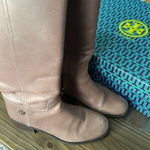 Tory Burch Fulton Leather Knee-High Riding Boots in Brown (Size 8)